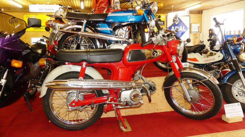 005 Honda SS 50 Yamaha FS 1